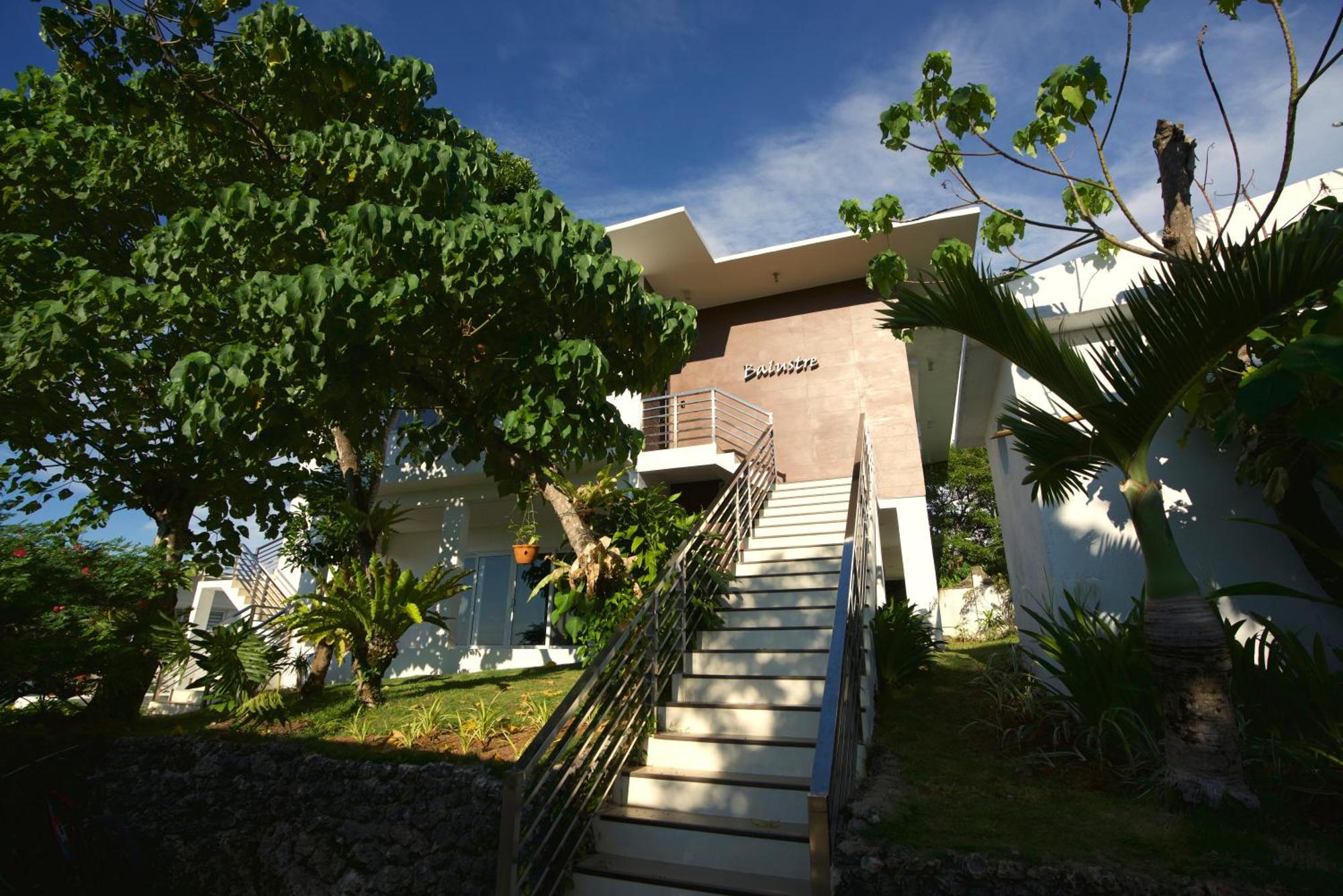 One Hagdan Villas Yapak Exterior photo